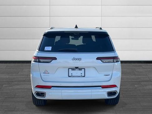 New 2025 Jeep Grand Cherokee L Summit image 4