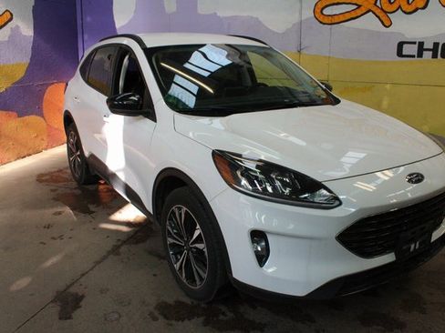 Used 2022 Ford Escape SEL w/ Equipment Group 302A image 4