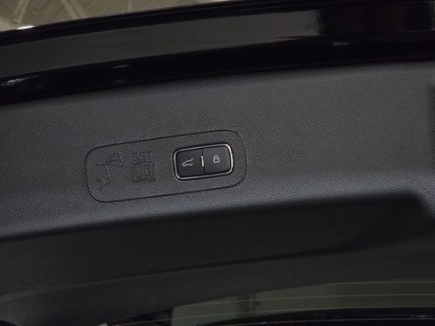 New 2026 Lincoln Aviator Reserve image 9