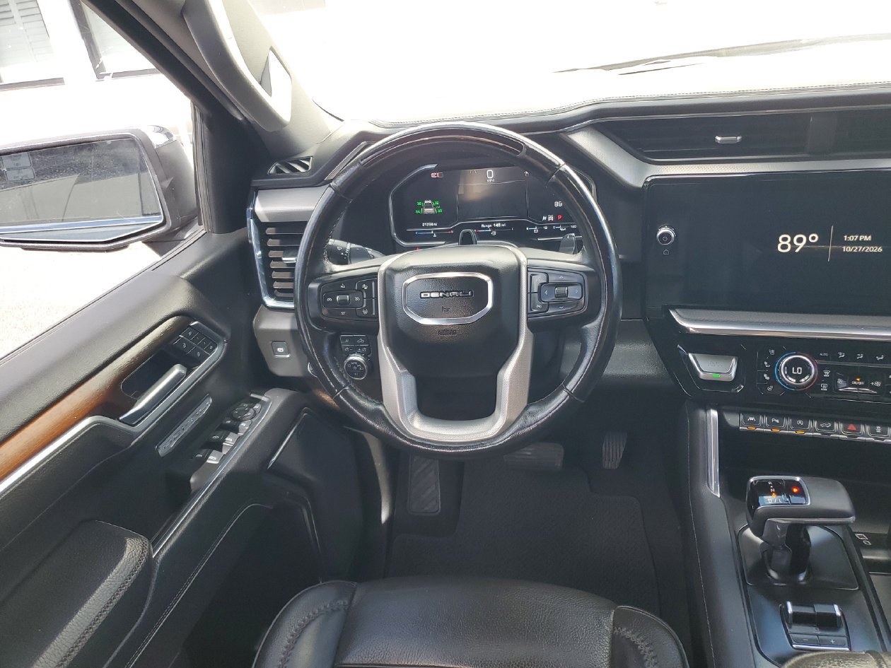 Used 2025 GMC Sierra 1500 Denali AWD/4WD image 13