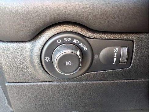 Used 2023 Dodge Durango R/T AWD/4WD image 24