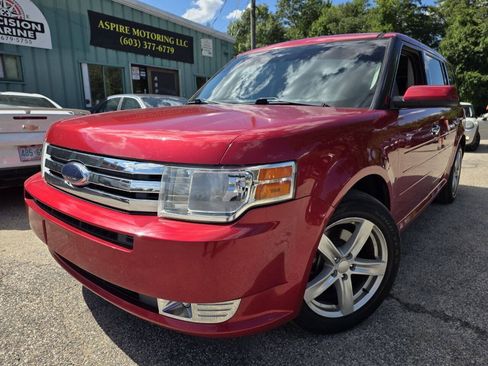 Used 2010 Ford Flex SEL FWD image 2