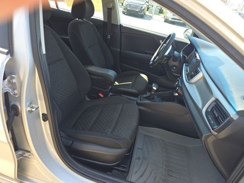 Used 2020 Kia Rio LX image 39