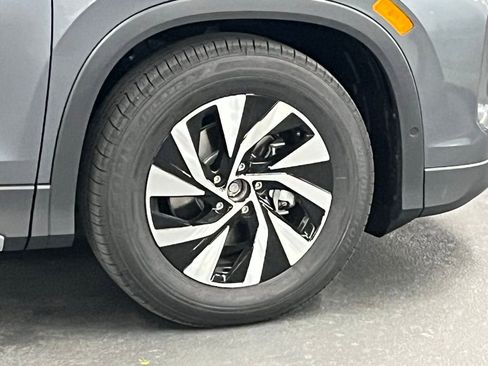 New 2026 Volkswagen Tiguan S image 38