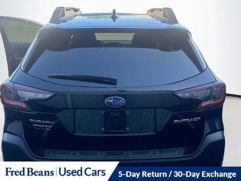 Certified 2025 Subaru Outback Limited AWD/4WD image 8