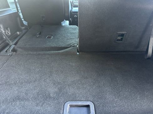 Certified 2023 Ford Explorer ST-Line w/ Class IV Trailer Tow Package image 18