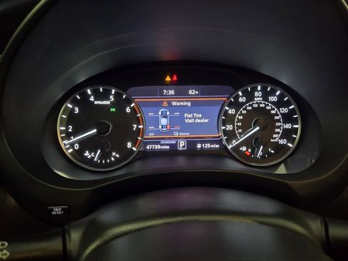 Used 2019 INFINITI QX50 Luxe w/ Cargo Package image 16