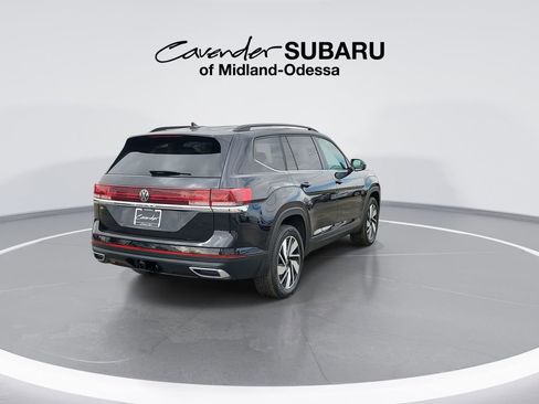 Used 2025 Volkswagen Atlas SE image 8