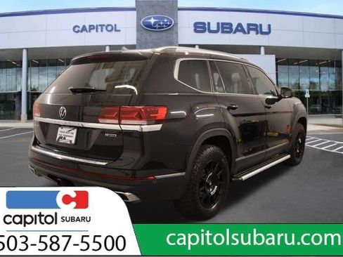 Used 2021 Volkswagen Atlas SEL Premium image 3