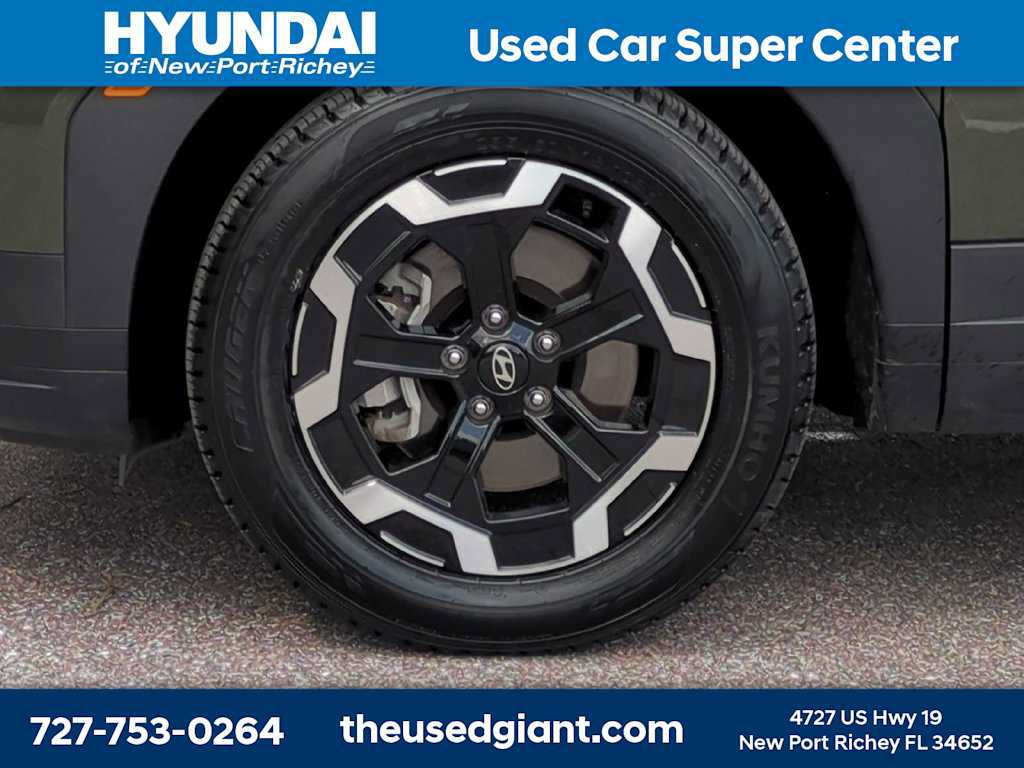 Certified 2025 Hyundai Santa Fe SEL FWD image 10