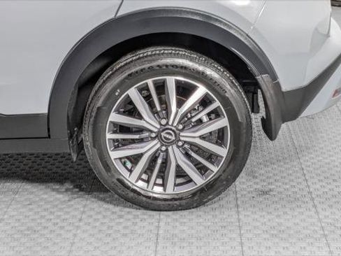 Used 2023 Nissan Kicks SV image 34