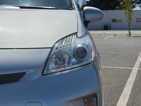 Used 2015 Toyota Prius Two FWD image 7
