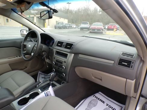 Used 2012 Ford Fusion SE FWD image 17