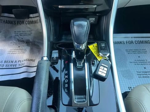 Used 2017 Honda Accord EX-L image 42