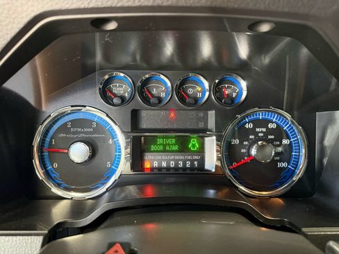 Used 2010 Ford F450 Harley-Davidson AWD/4WD image 34