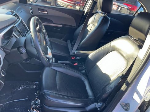 Used 2019 Chevrolet Sonic Premier image 13