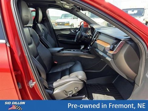 Used 2020 Volvo XC60 T5 Inscription AWD/4WD image 15