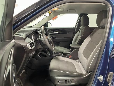 Used 2021 Chevrolet TrailBlazer LT w/ Convenience Package FWD image 11