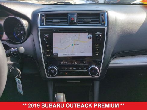 Used 2019 Subaru Outback 2.5i Premium image 34