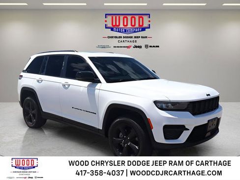 Used 2024 Jeep Grand Cherokee Altitude AWD/4WD image 1