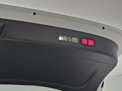 New 2026 Mercedes-Benz GLC 300 4MATIC image 26