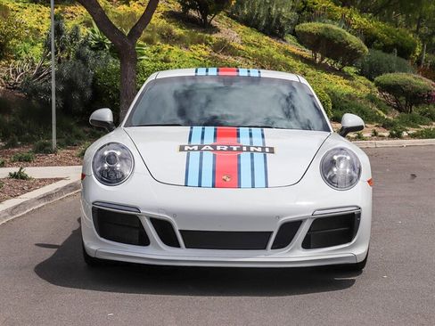 Used 2019 Porsche 911 Carrera GTS image 3