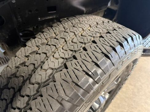 Used 2025 RAM 2500 Big Horn AWD/4WD image 21