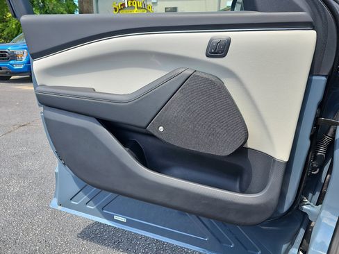 Used 2024 Ford Mustang Mach-E Premium image 29