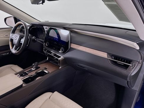 Certified 2025 Lexus RX 350 AWD w/ Convenience Package image 28