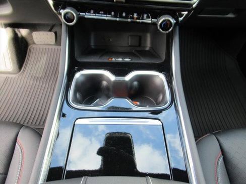 New 2026 Chevrolet Traverse RS image 23