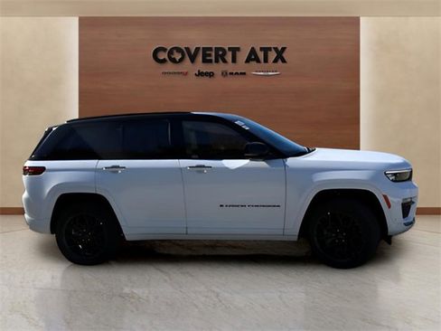 New 2025 Jeep Grand Cherokee Summit image 6