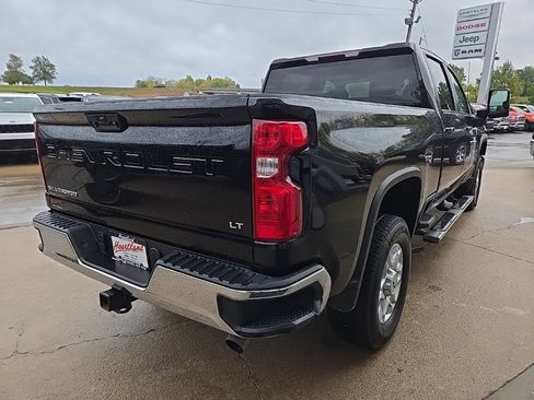 Used 2024 Chevrolet Silverado 2500 LT image 10