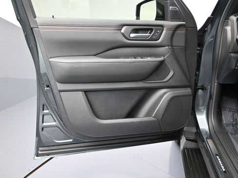 New 2026 Nissan Armada PRO-4X AWD/4WD image 10