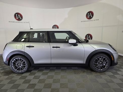 New 2026 MINI Cooper S image 3