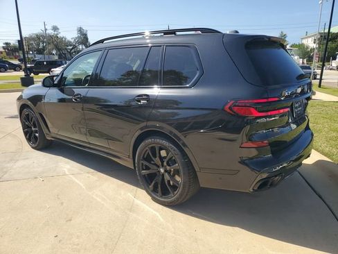 Used 2024 BMW X7 M60i w/ Executive Package image 3