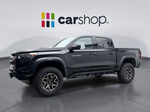 Used 2025 Chevrolet Colorado ZR2 AWD/4WD image 1
