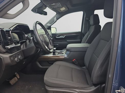 Used 2024 Chevrolet Silverado 1500 RST AWD/4WD image 10