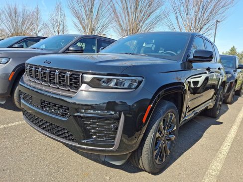 New 2026 Jeep Grand Cherokee Limited AWD/4WD image 1