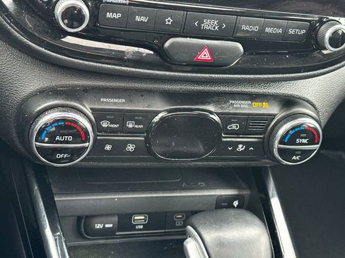 Used 2023 Kia Soul GT-Line image 20