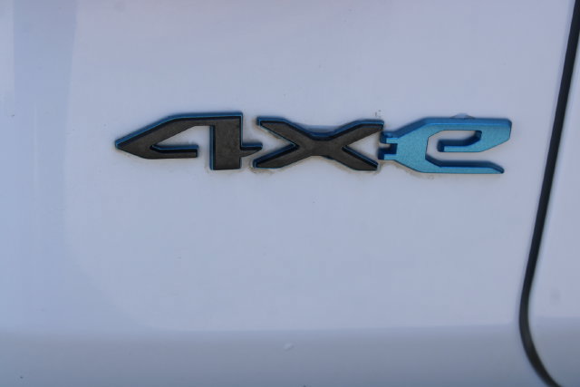 Used 2024 Jeep Wrangler Unlimited Rubicon 4xe AWD/4WD image 6