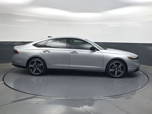 New 2026 Honda Accord SE image 3