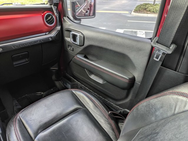 Used 2021 Jeep Wrangler Unlimited Rubicon AWD/4WD image 17