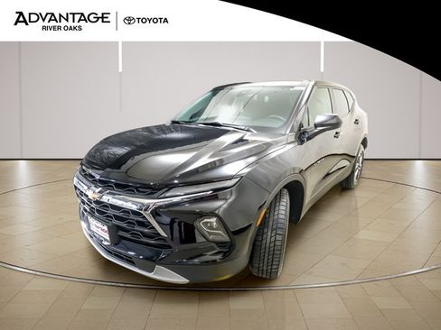 Used 2023 Chevrolet Blazer LT w/ Driver Confidence Package AWD/4WD image 4