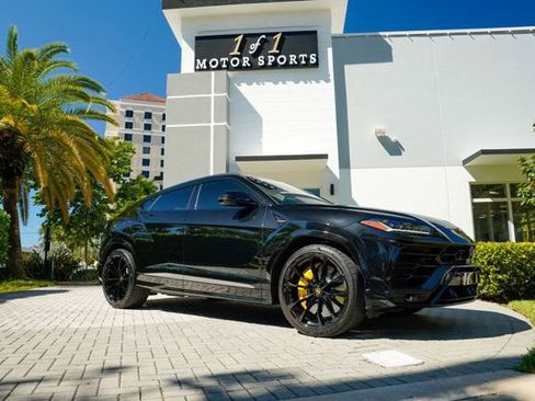 Used 2022 Lamborghini Urus image 90