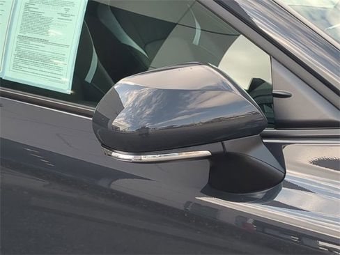 Certified 2025 Toyota Camry SE image 12