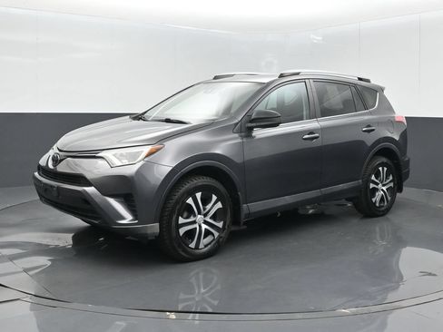 Used 2018 Toyota RAV4 LE w/ All Weather Liner Package AWD/4WD image 1