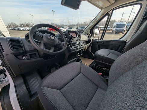 New 2026 RAM ProMaster 2500 w/ Convenience Group image 2