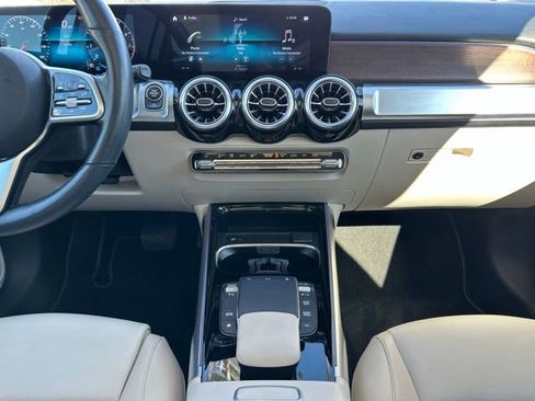 Certified 2022 Mercedes-Benz GLB 250 GLB 250 w/ Premium Package Lite image 13