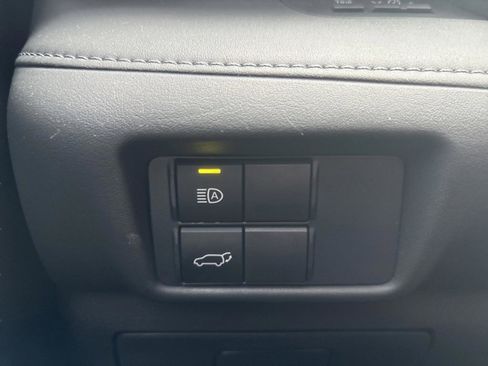 Used 2021 Toyota Highlander XSE image 22