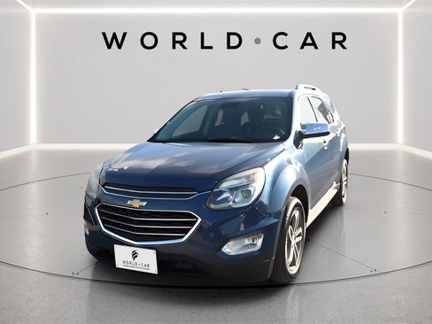 Used 2016 Chevrolet Equinox LTZ w/ Enhanced Convenience Package image 3